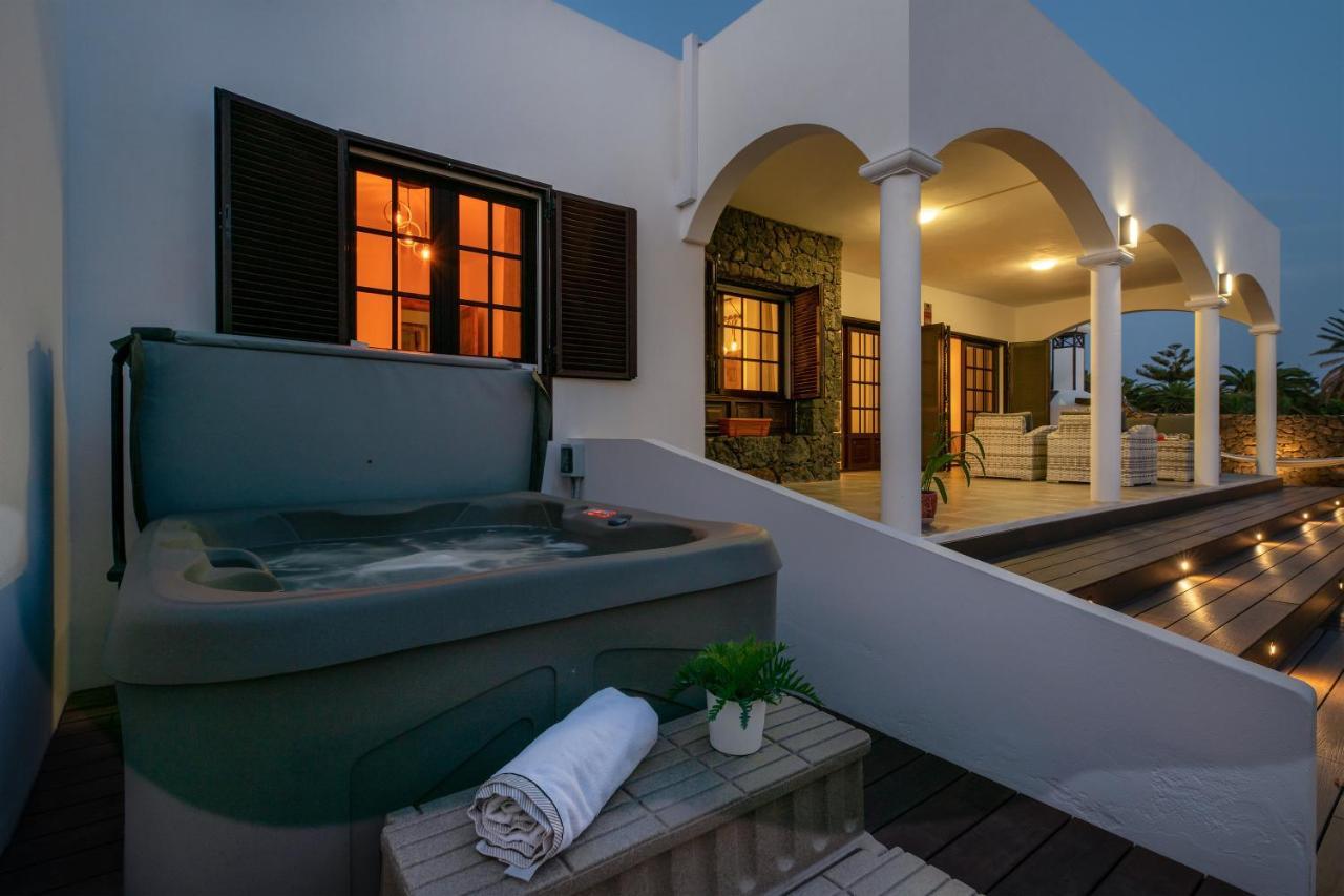 Villa Maylands Playa Blanca  Buitenkant foto